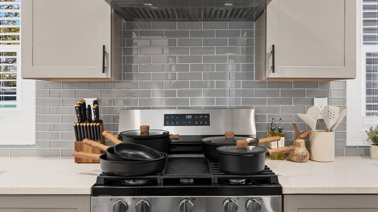 Photo of Kitchen in Winter Hill