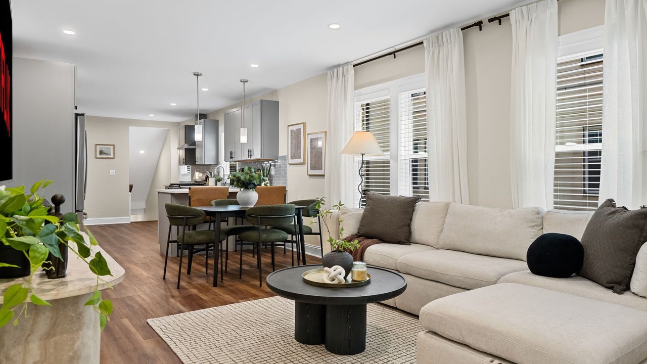 Photo of Livingroom in Winter Hill