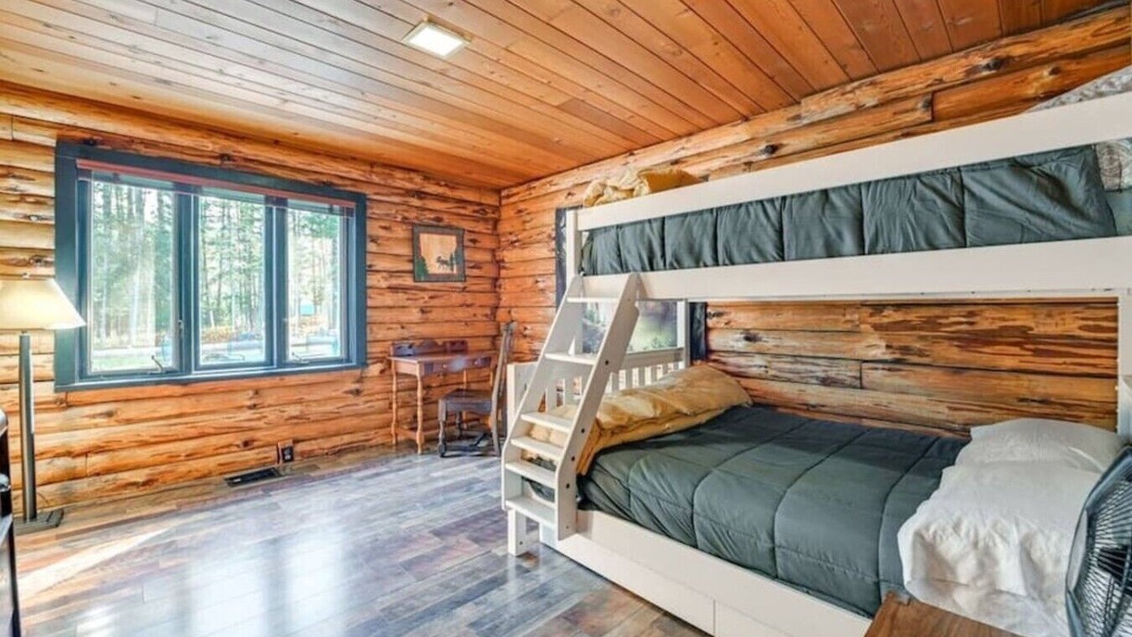 Photo of Bedroom in Long Lake