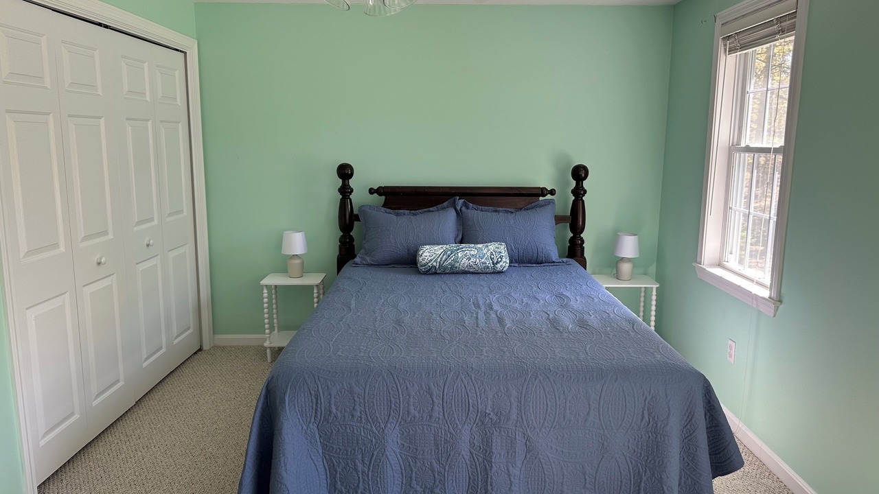 Photo of Bedroom in Marstons Mills