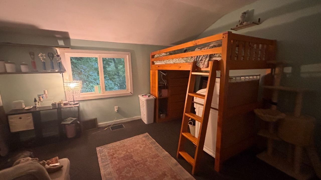 Photo of Bedroom in Bryant Pond