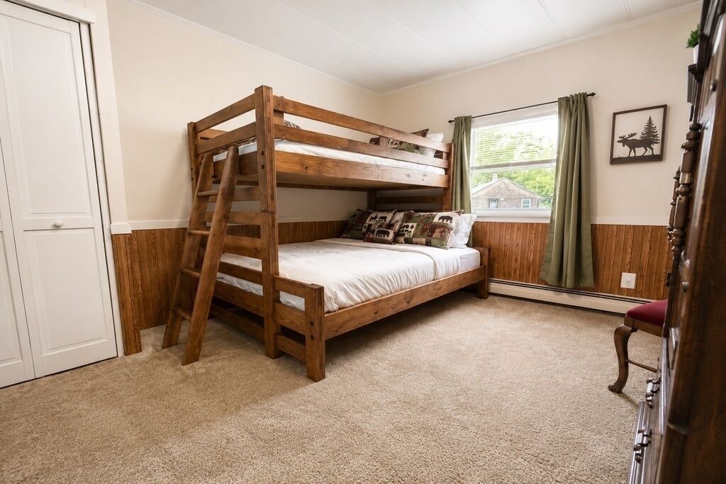 Photo of Bedroom in North Conway