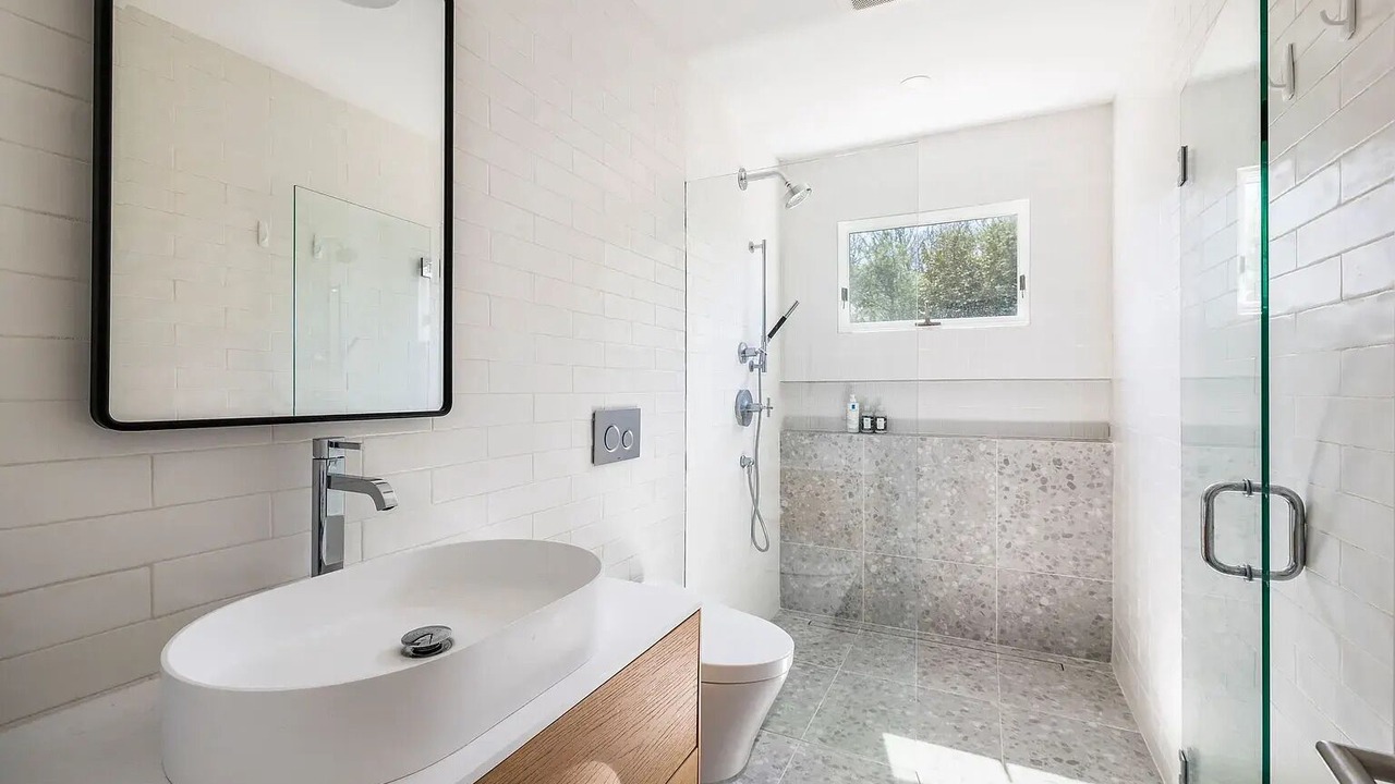 Photo of Bathroom in East Hampton North