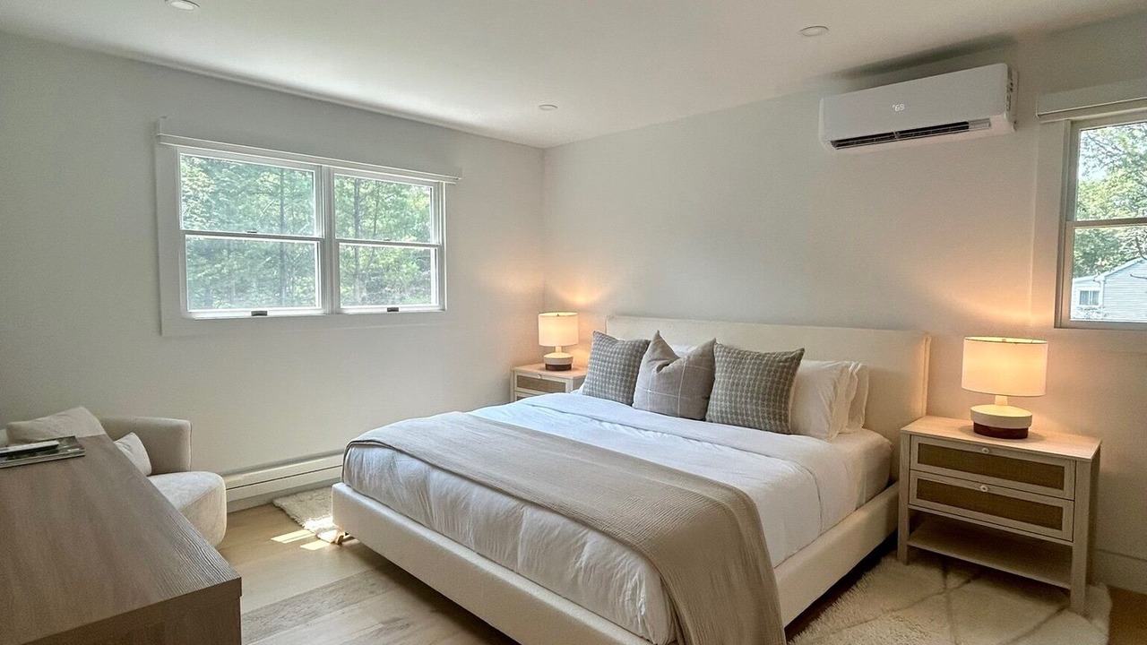 Photo of Bedroom in East Hampton North