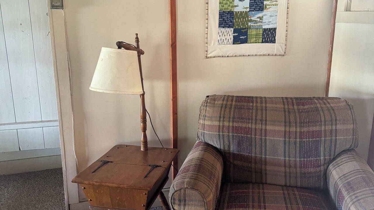 Photo of Livingroom in Queensbury