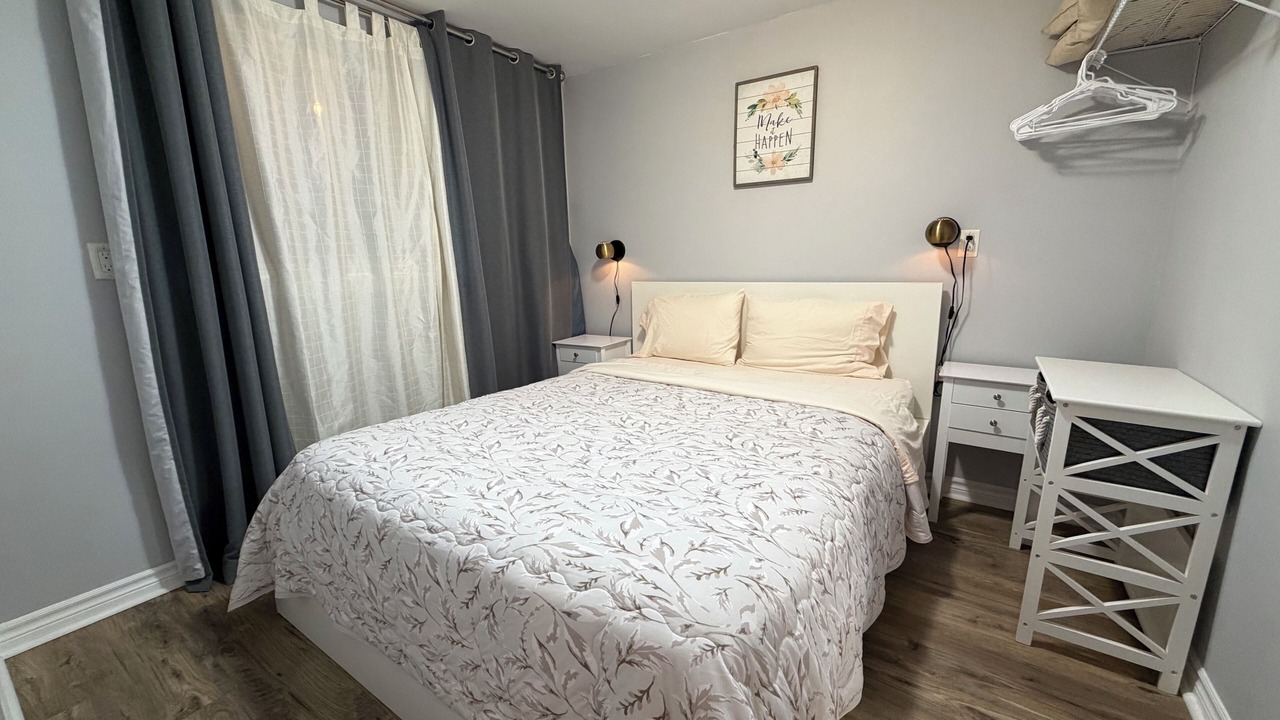 Photo of Bedroom in Old Town Historic District