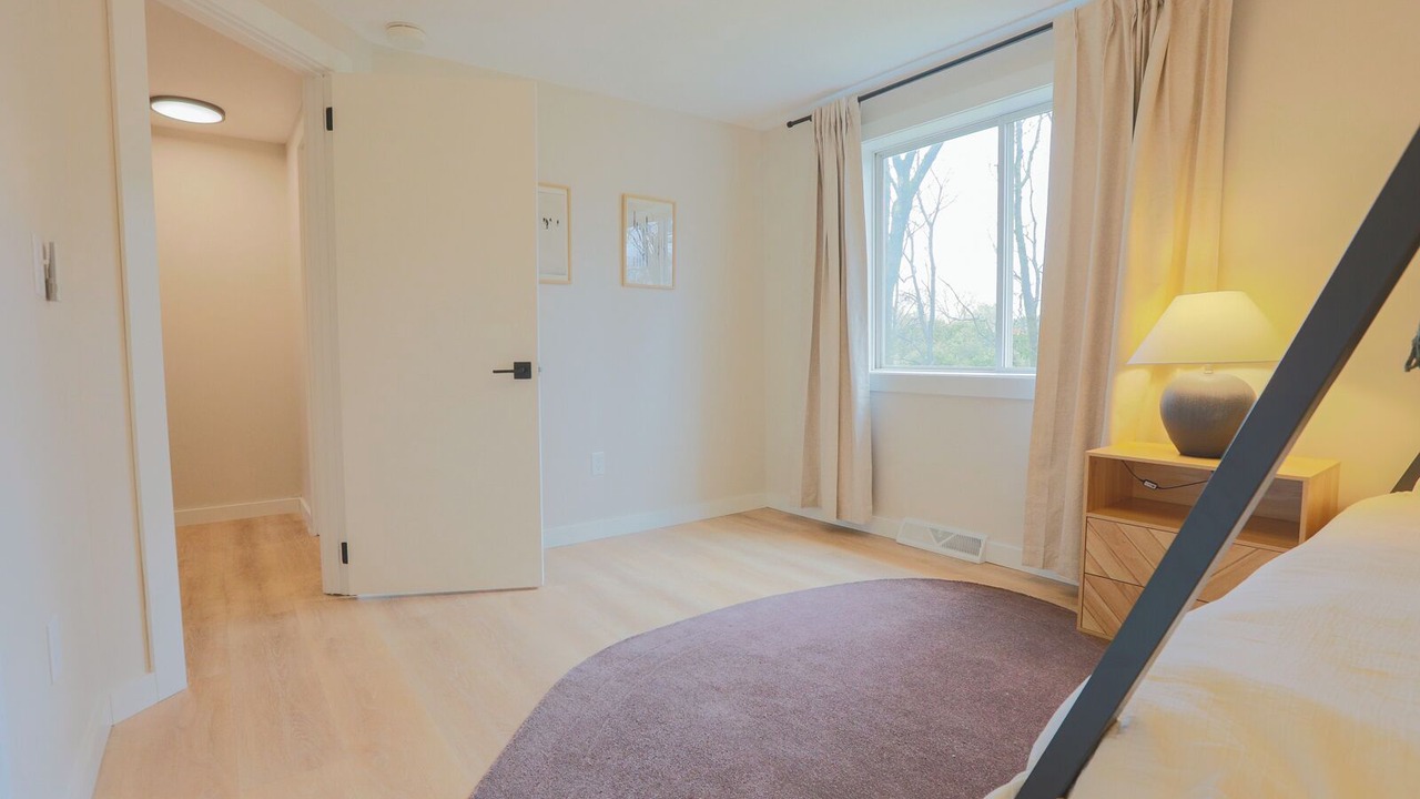 Photo of Bedroom in Malletts Bay