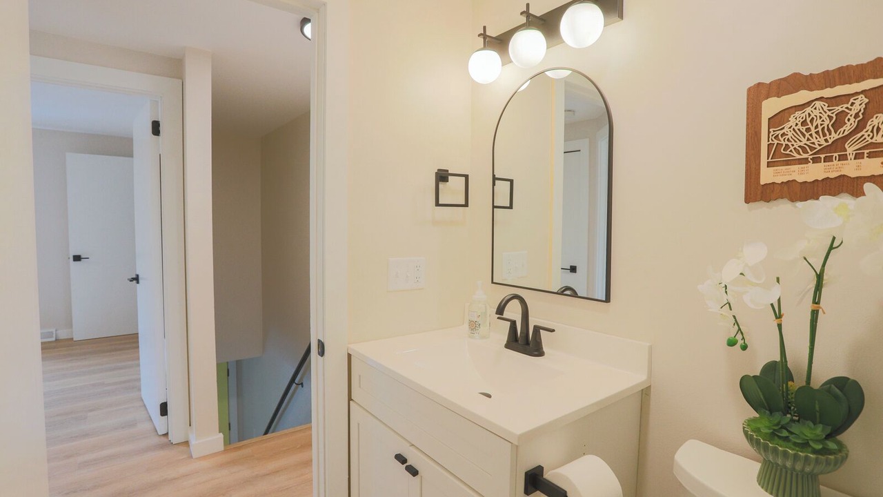 Photo of Bathroom in Malletts Bay