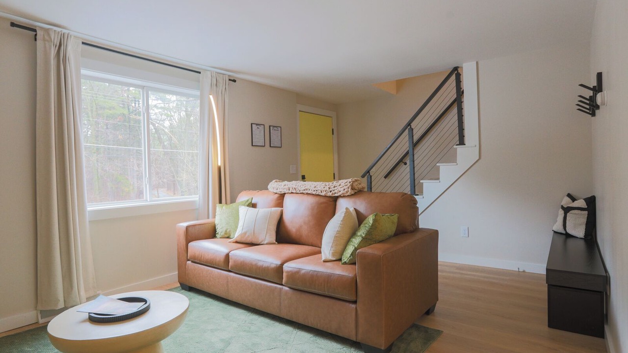 Photo of Livingroom in Malletts Bay