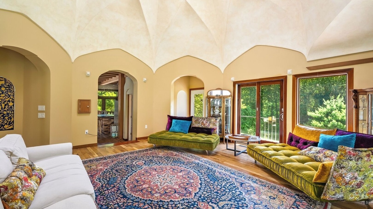 Photo of Livingroom in Westerly