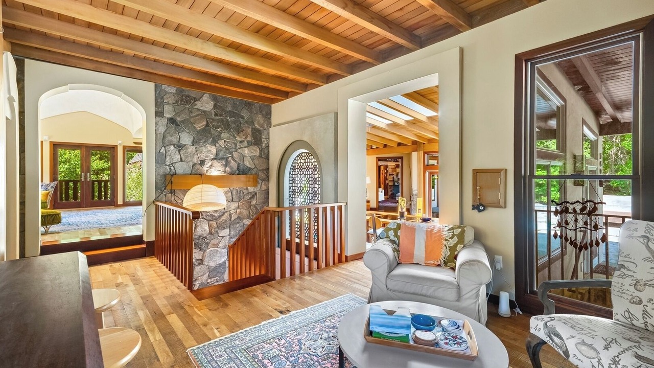 Photo of Livingroom in Westerly