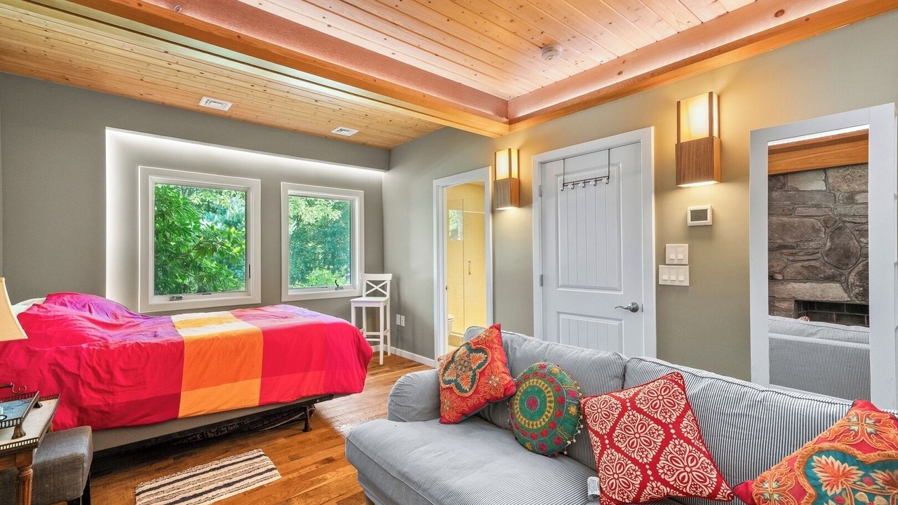 Photo of Bedroom in Westerly