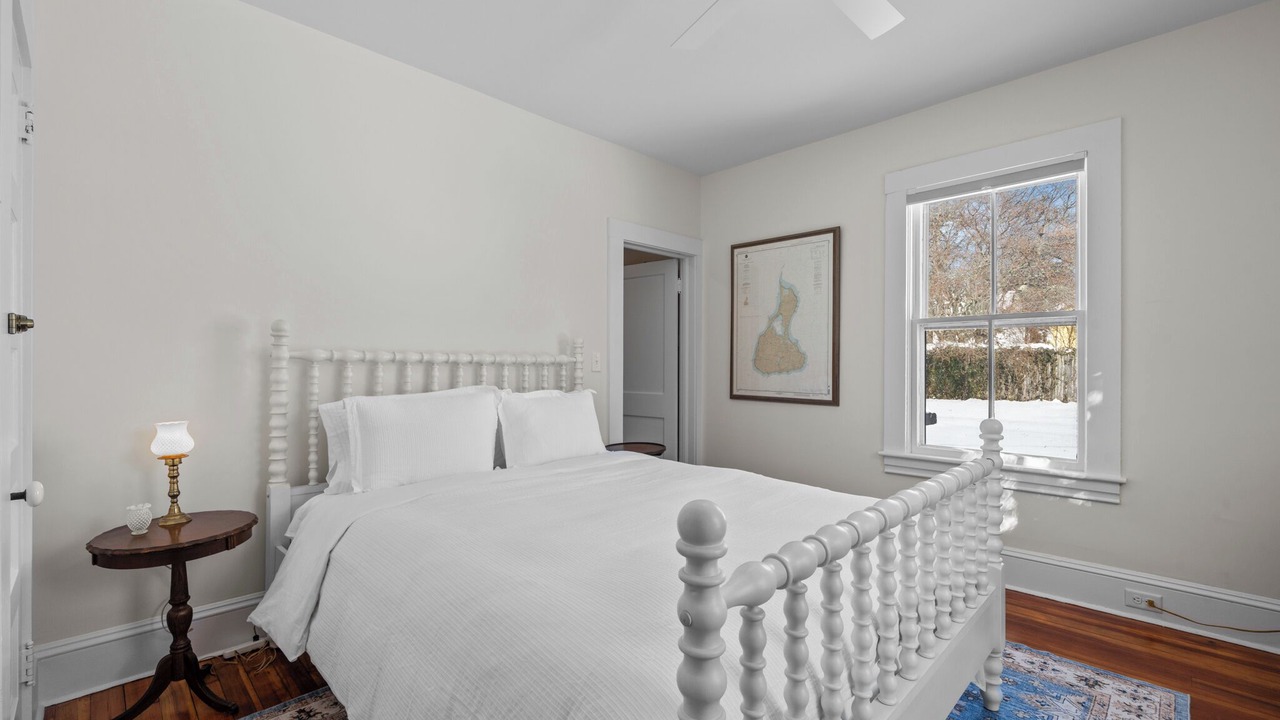 Photo of Bedroom in Mystic