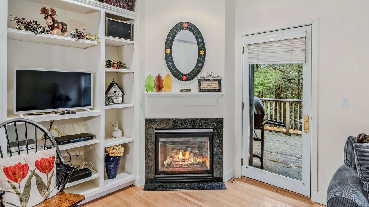 Photo of Livingroom in West Hartford