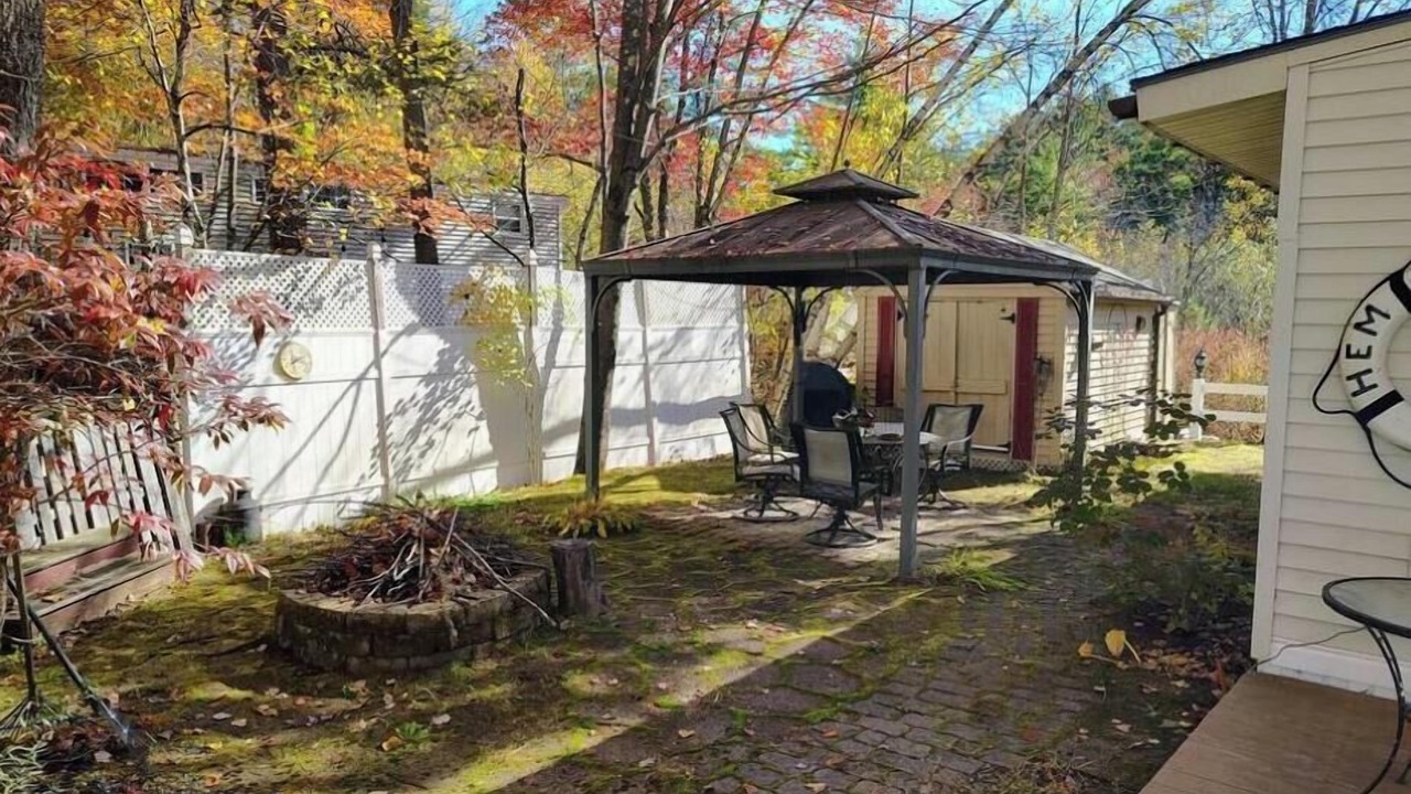 Photo of Outdoor in Lochmere