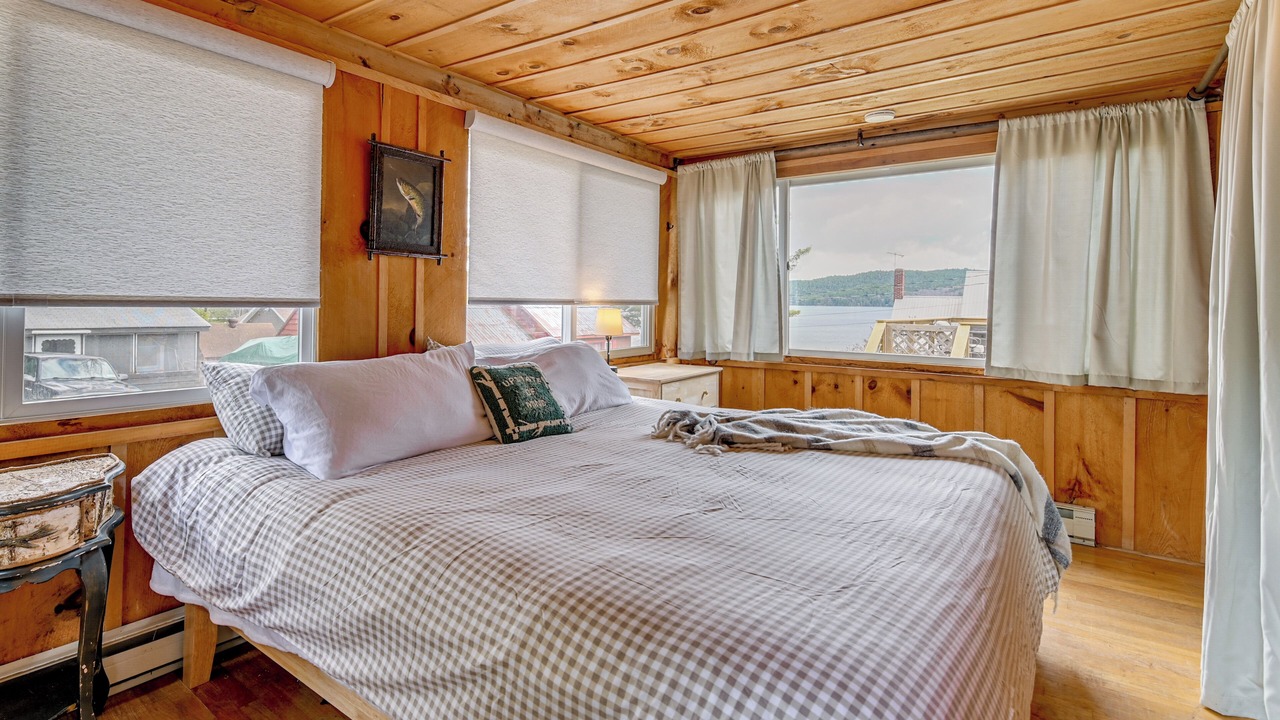 Photo of Bedroom in Schroon Lake