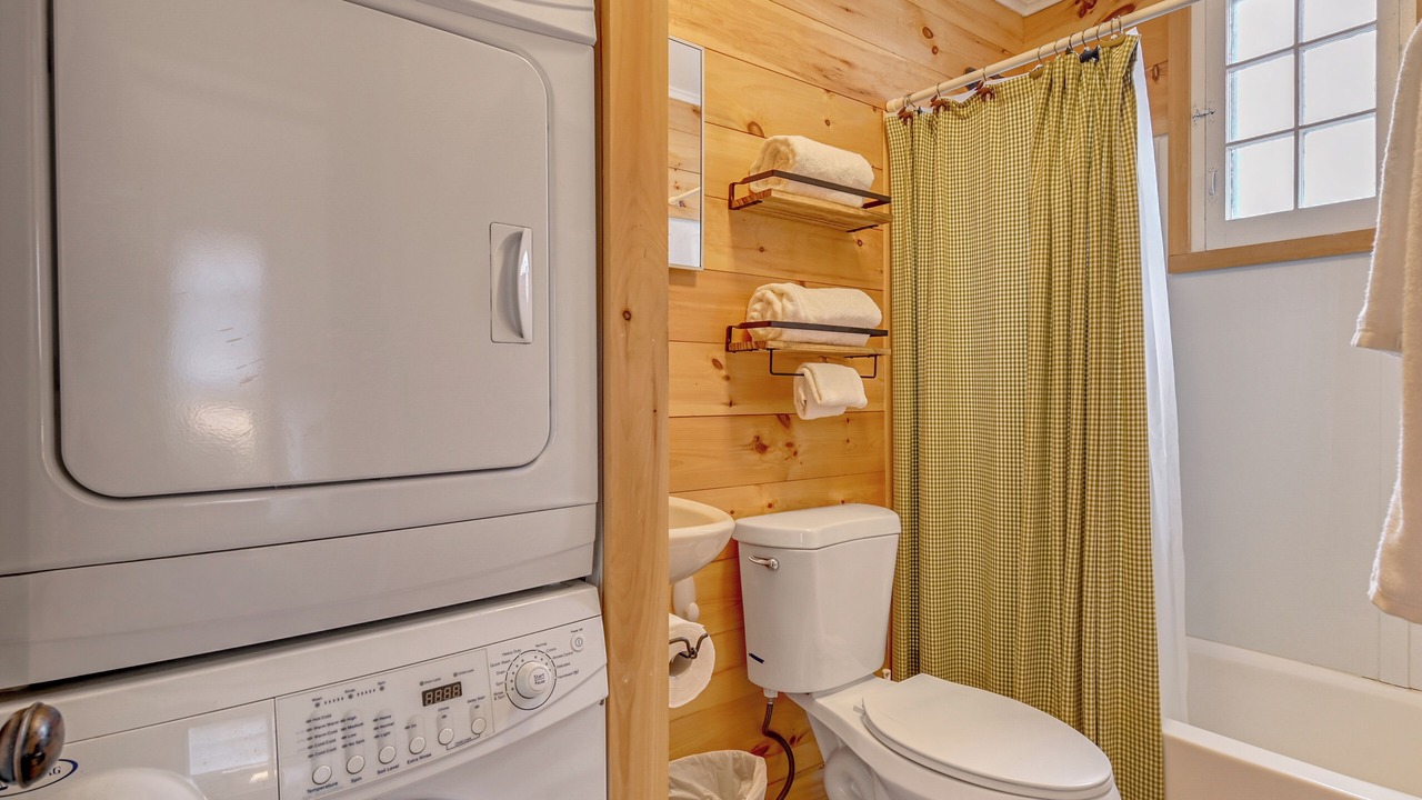Photo of Bathroom in Schroon Lake