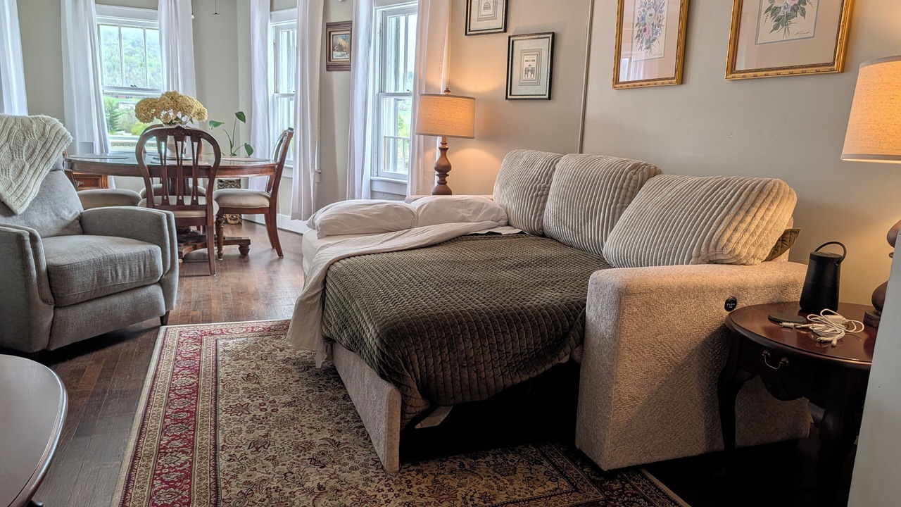 Photo of Livingroom in Cobleskill