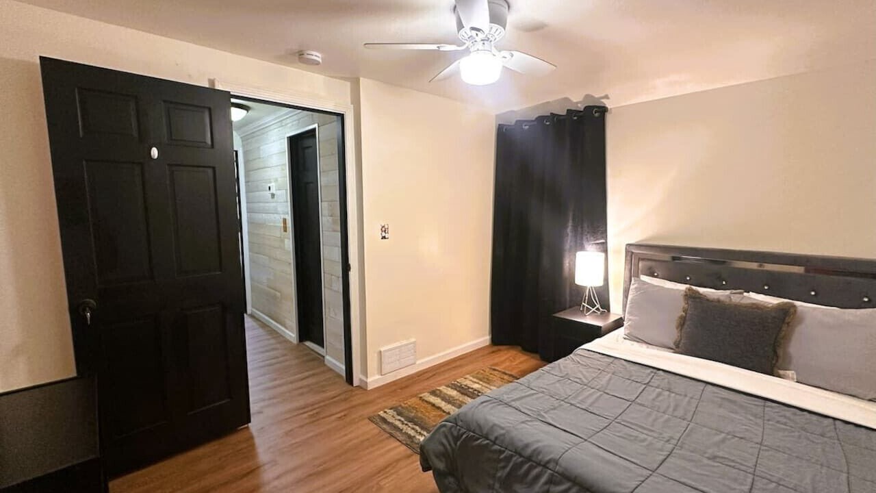 Photo of Bedroom in Buffalo