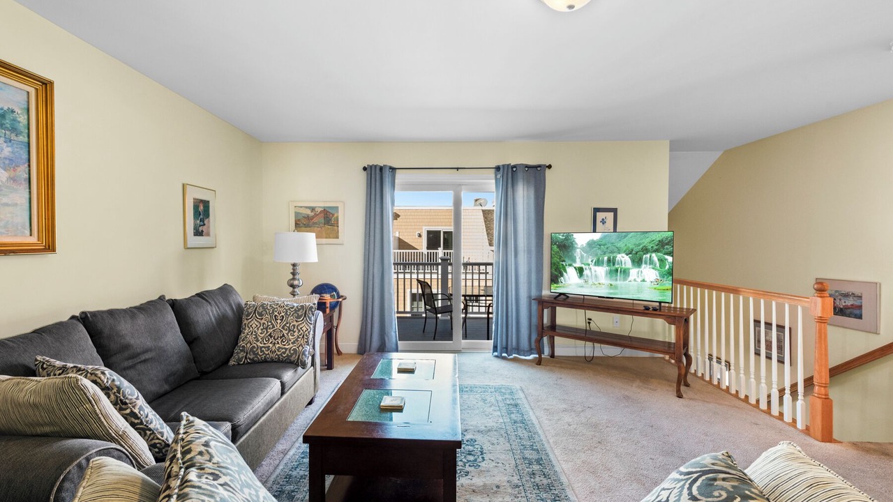 Photo of Livingroom in Hampton