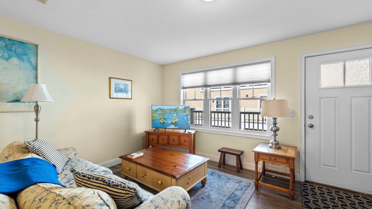 Photo of Livingroom in Hampton