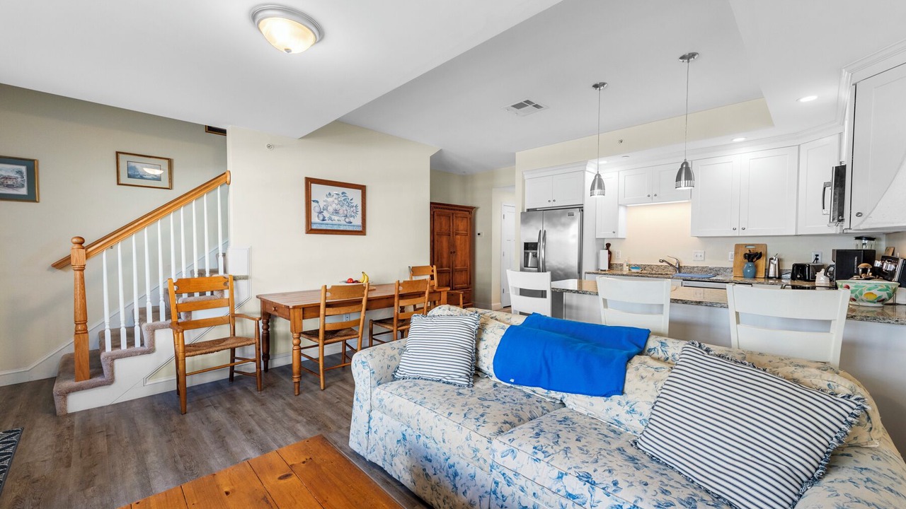 Photo of Livingroom in Hampton