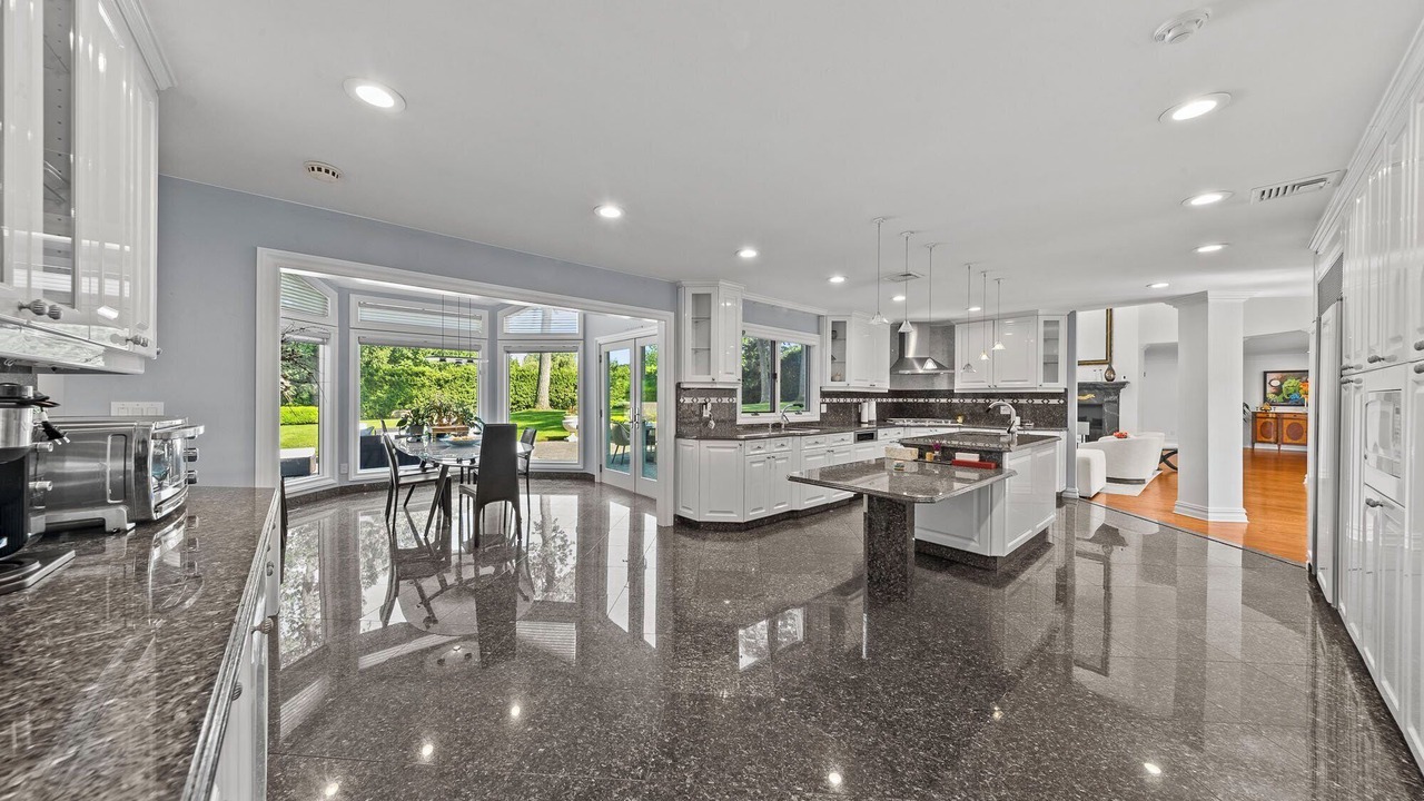 Photo of Kitchen in Cresskill