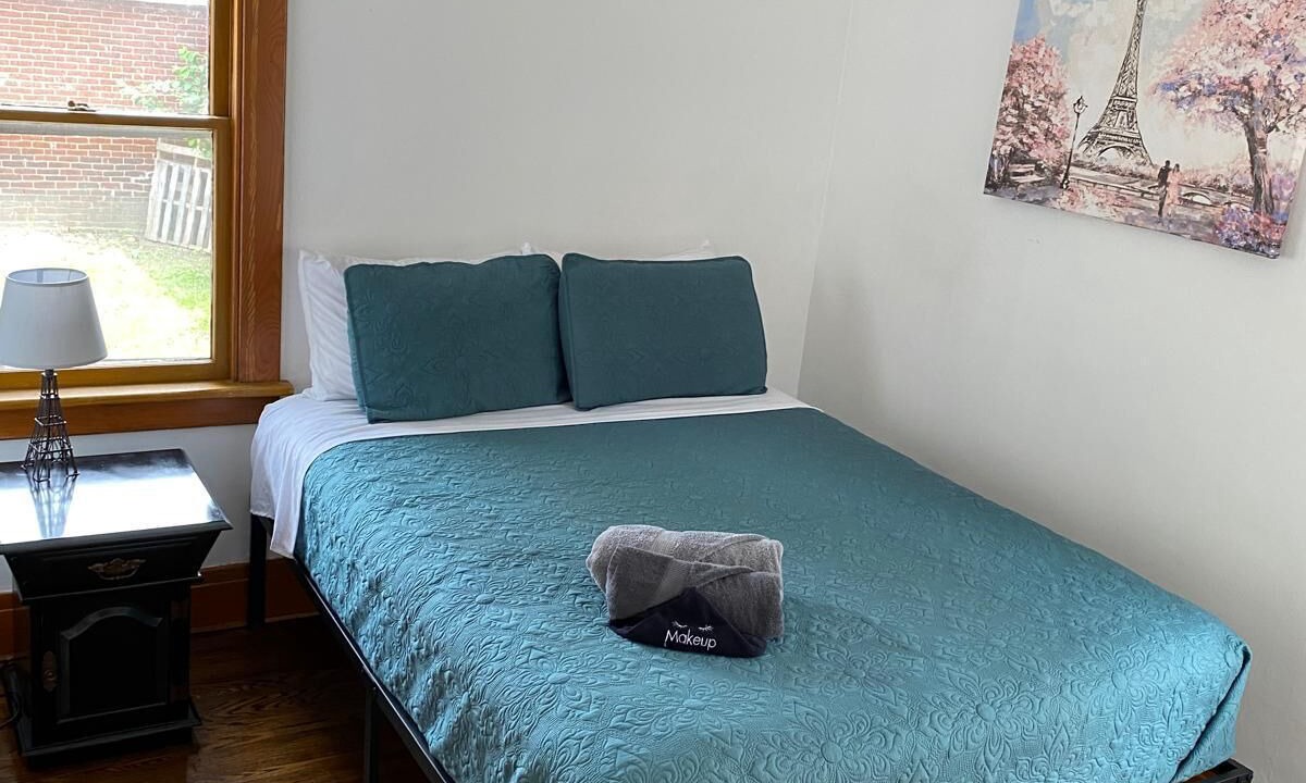 Photo of Bedroom in Lackawanna