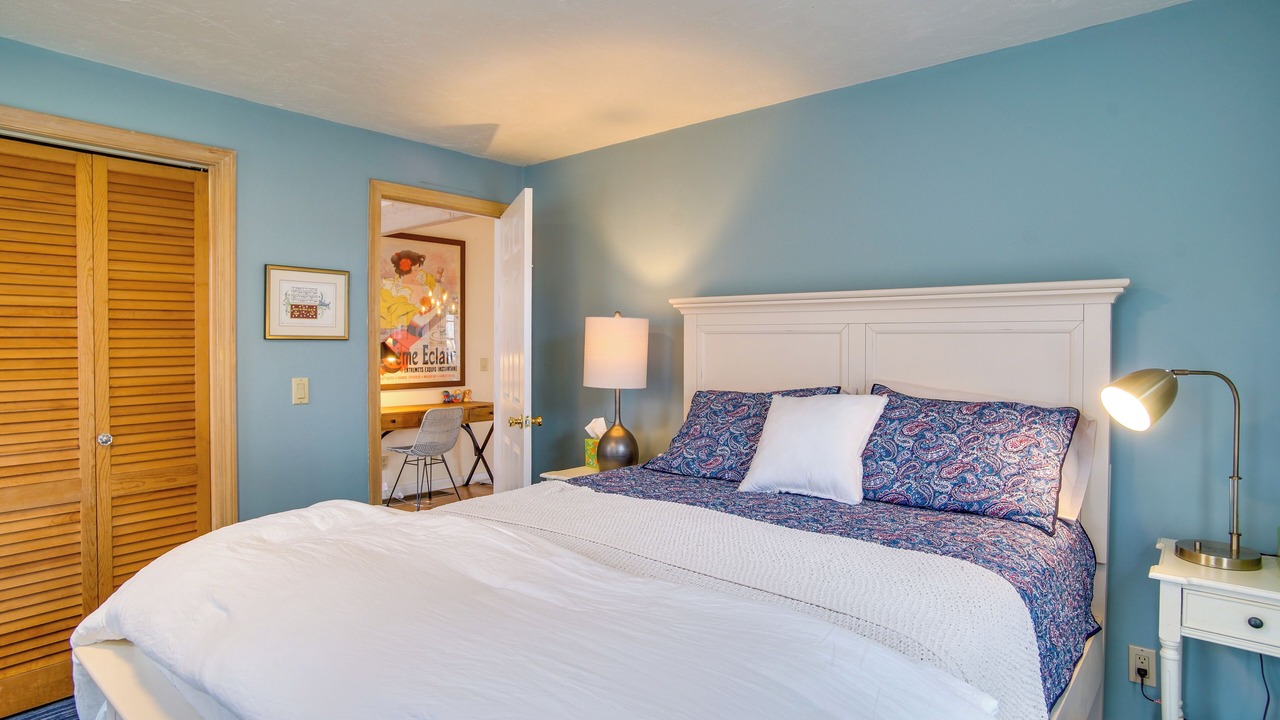 Photo of Bedroom in Mashpee