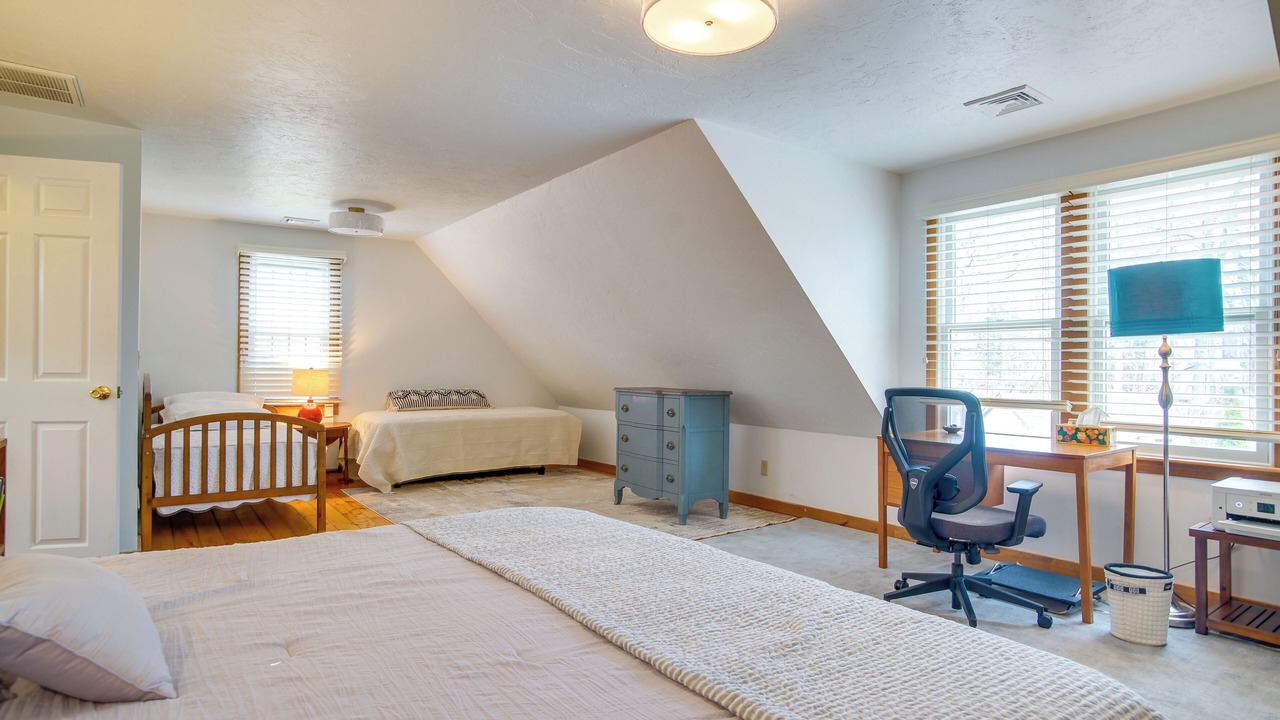 Photo of Bedroom in Mashpee