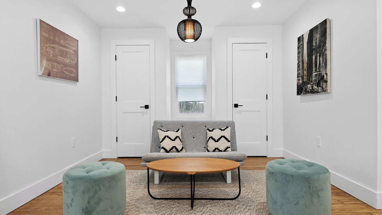 Photo of Livingroom in Ashley Falls