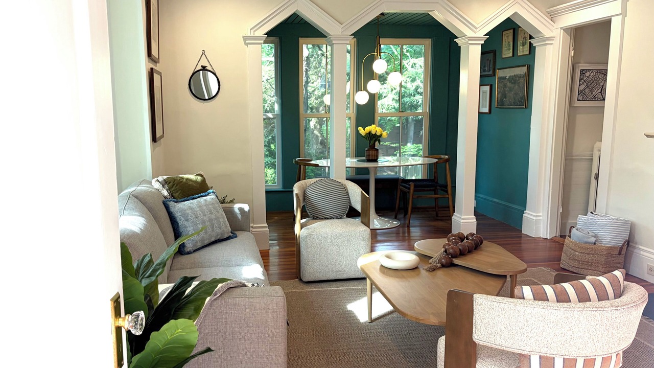 Photo of Livingroom in Observatory Hill
