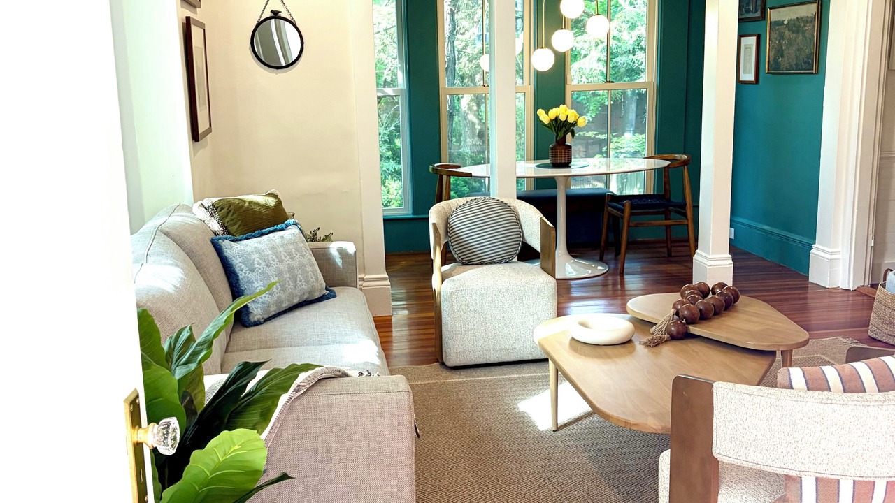 Photo of Livingroom in Observatory Hill