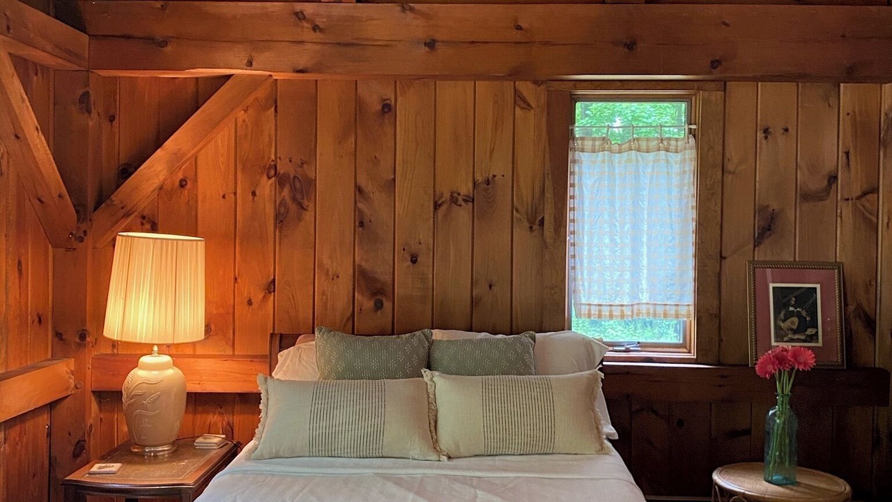 Photo of Bedroom in Old Chatham