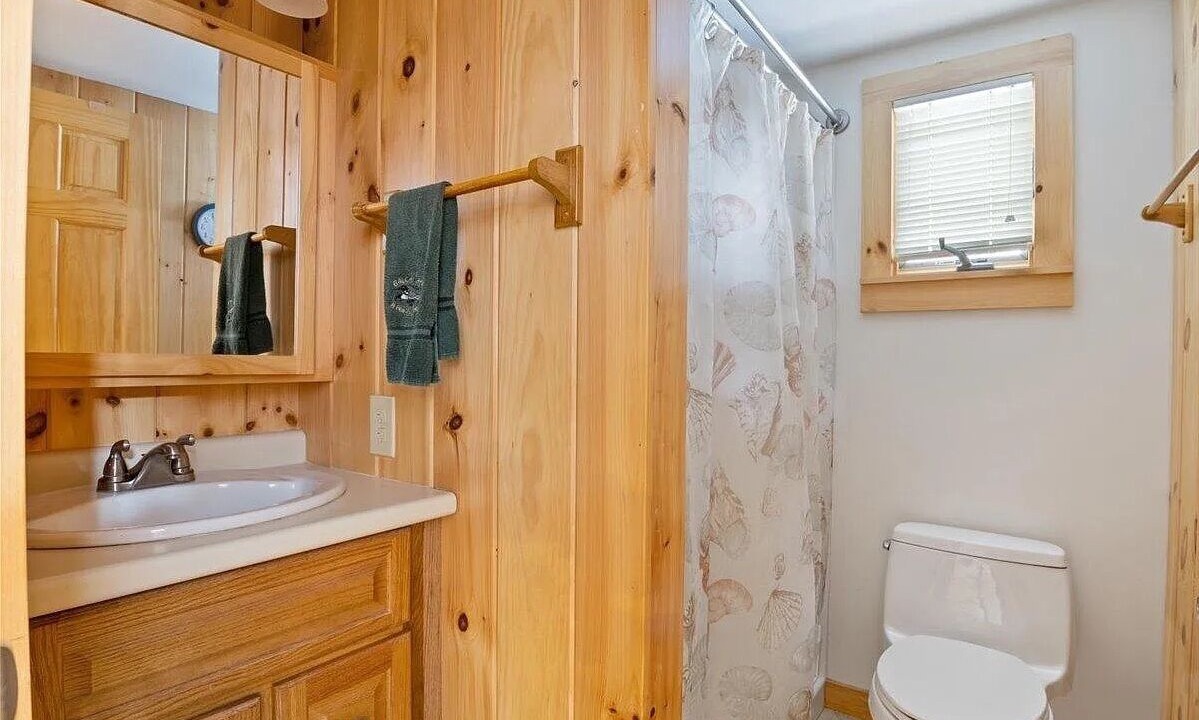 Photo of Bathroom in West Newfield
