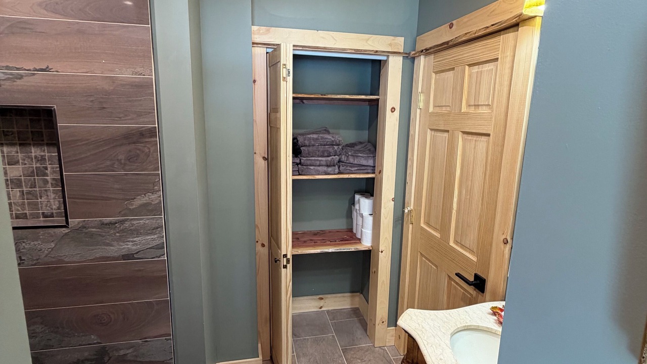 Photo of Bathroom in Jay
