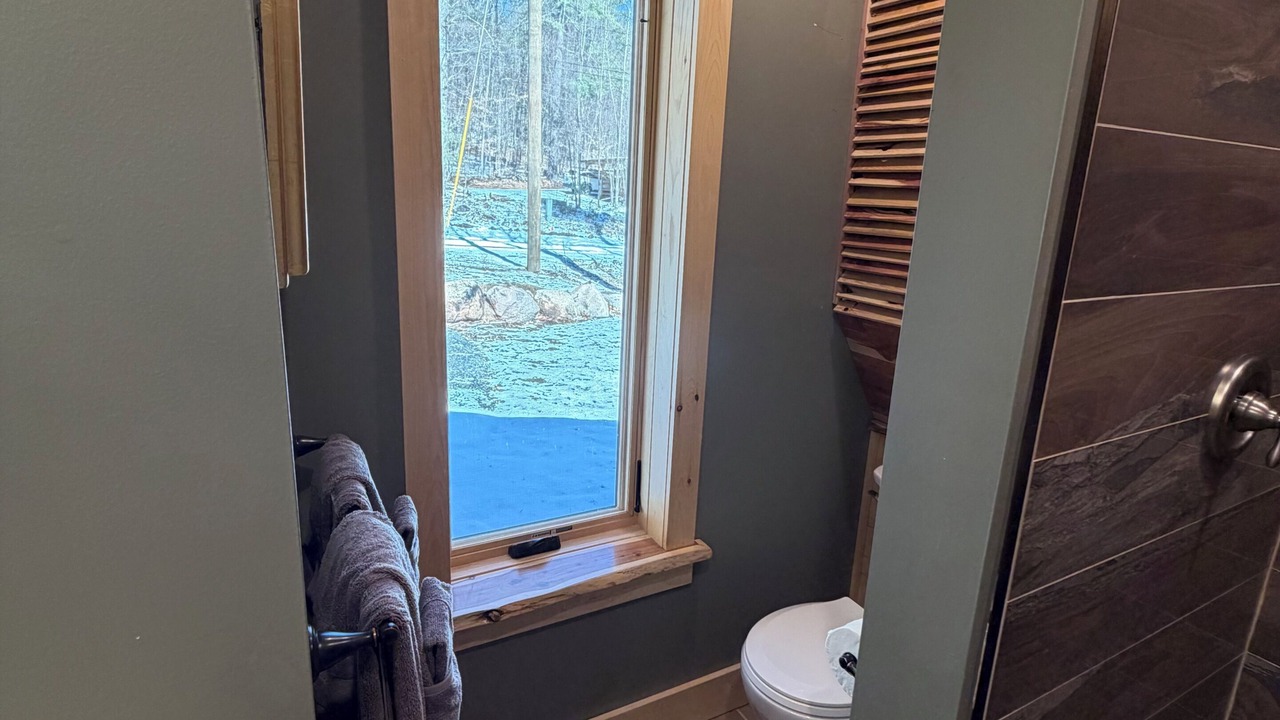 Photo of Bathroom in Jay