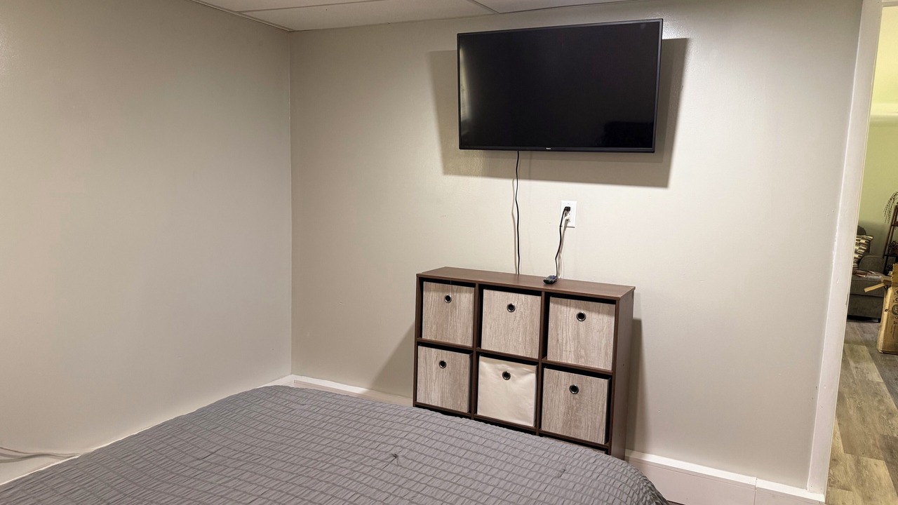 Photo of Bedroom in Salisbury Center