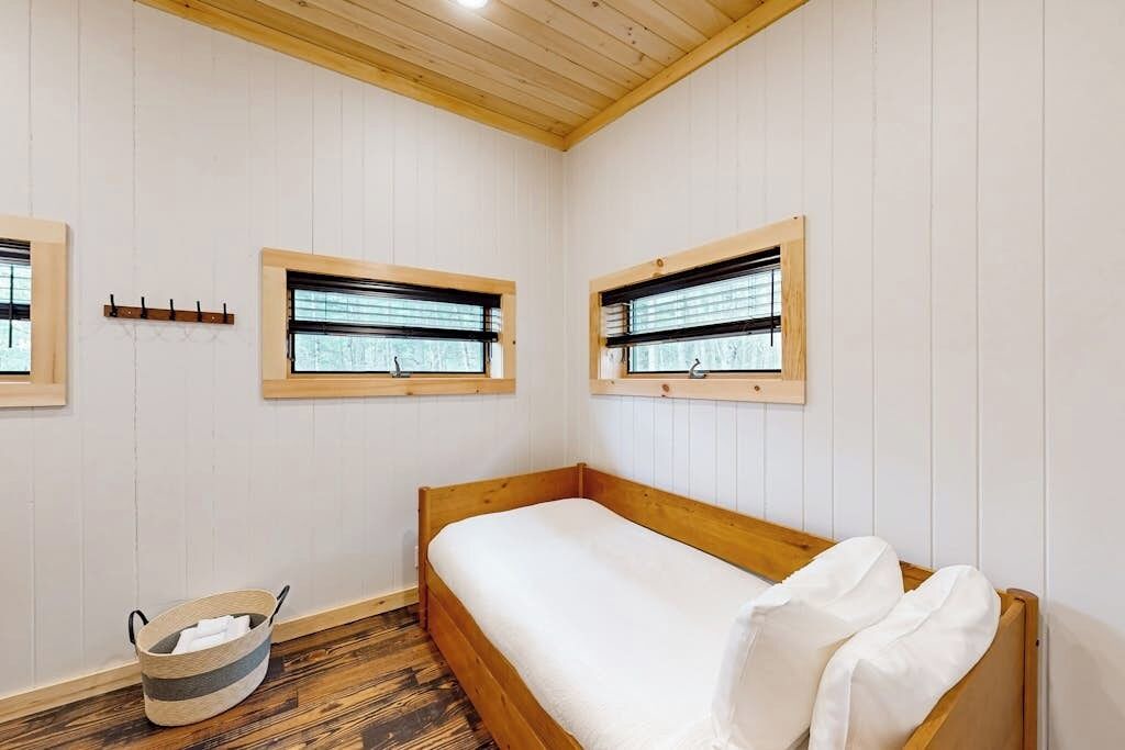 Photo of Bedroom in North Creek