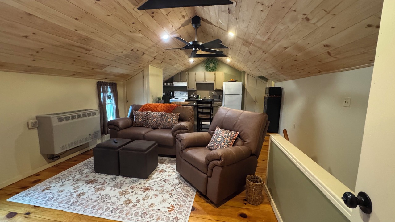 Photo of Livingroom in Warner