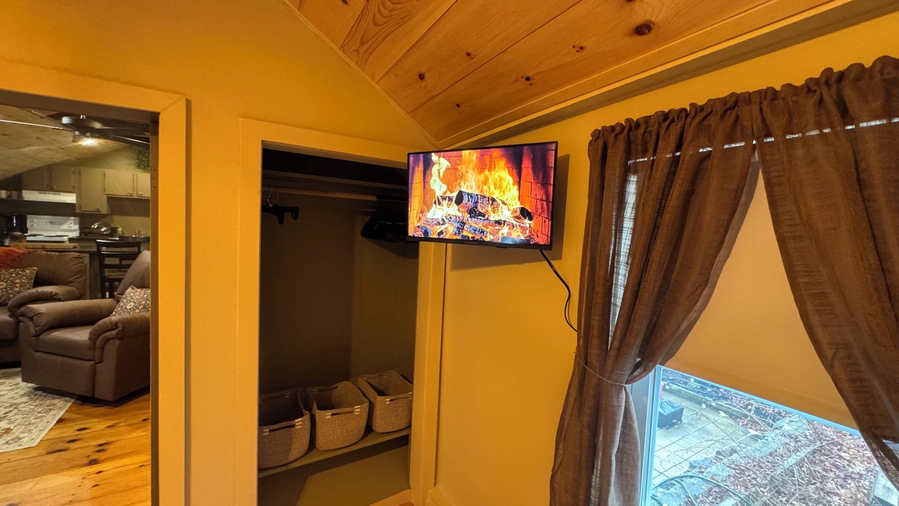 Photo of Livingroom in Warner