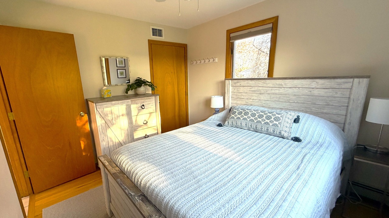 Photo of Bedroom in Weekapaug