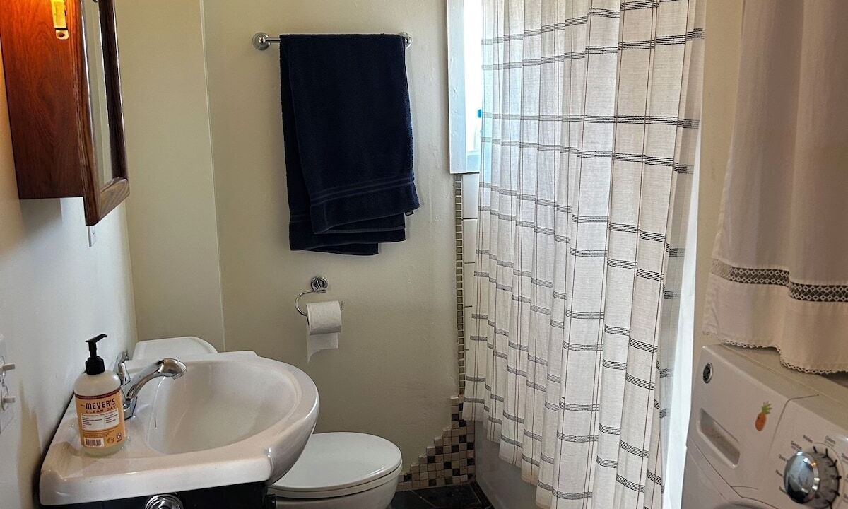 Photo of Bathroom in Brooksville