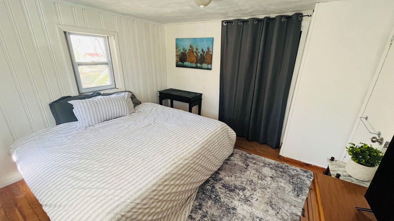 Photo of Bedroom in South Casco