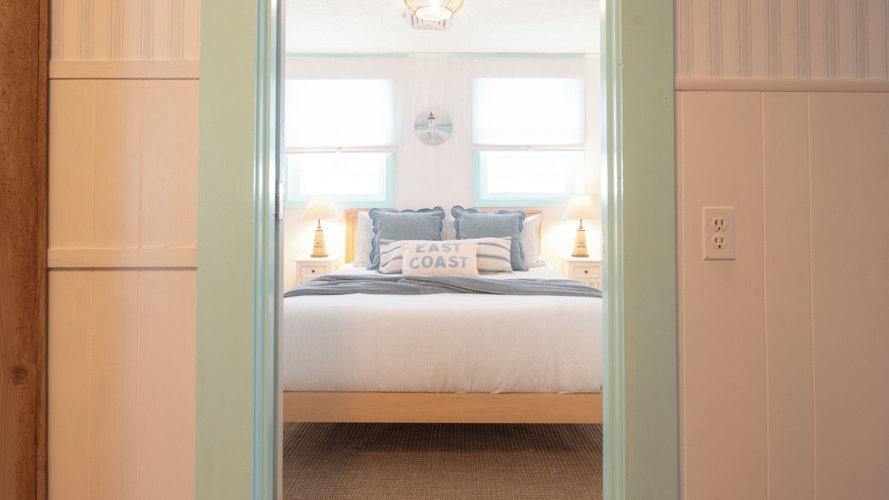 Photo of Bedroom in Green Harbor-Cedar Crest