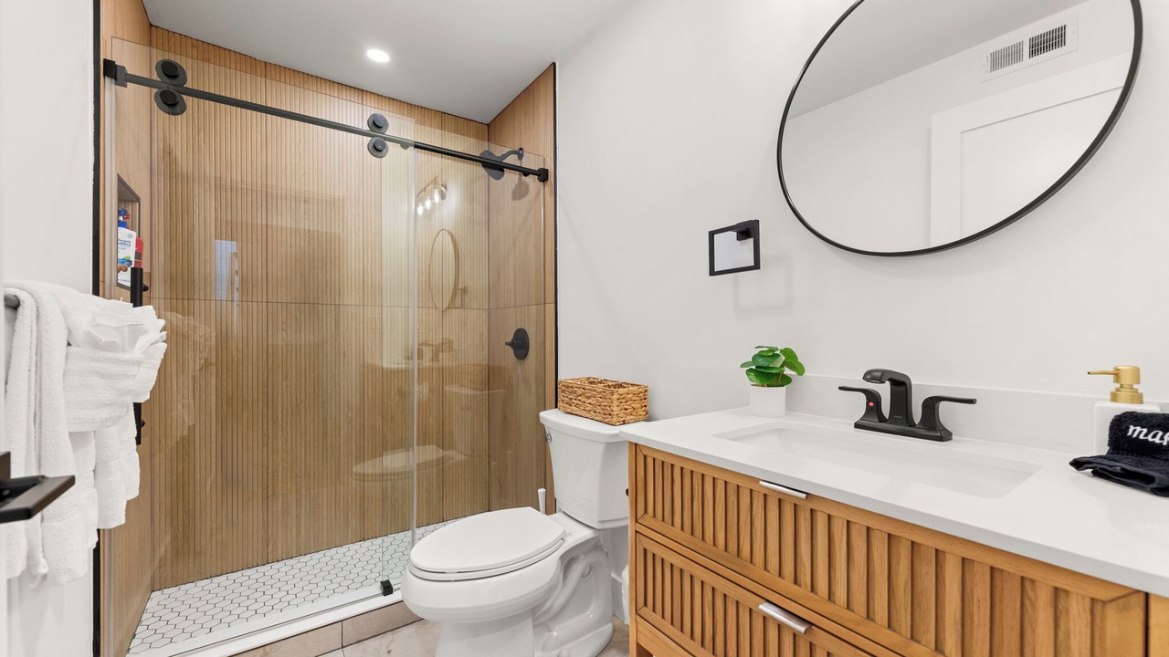 Photo of Bathroom in Campton