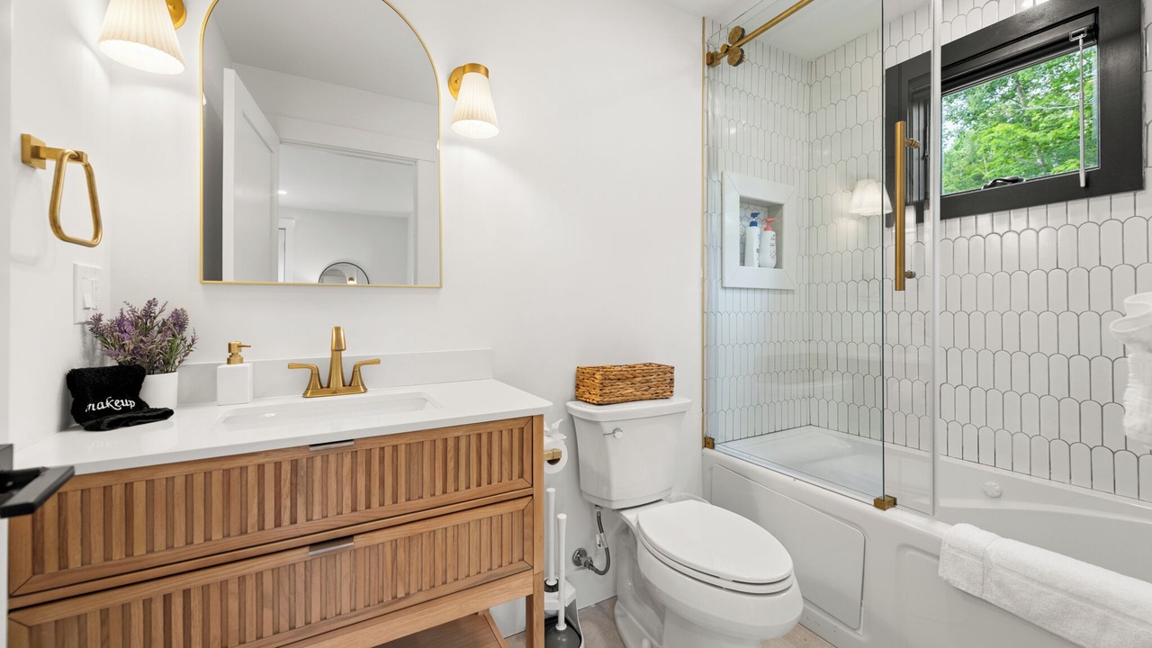 Photo of Bathroom in Campton