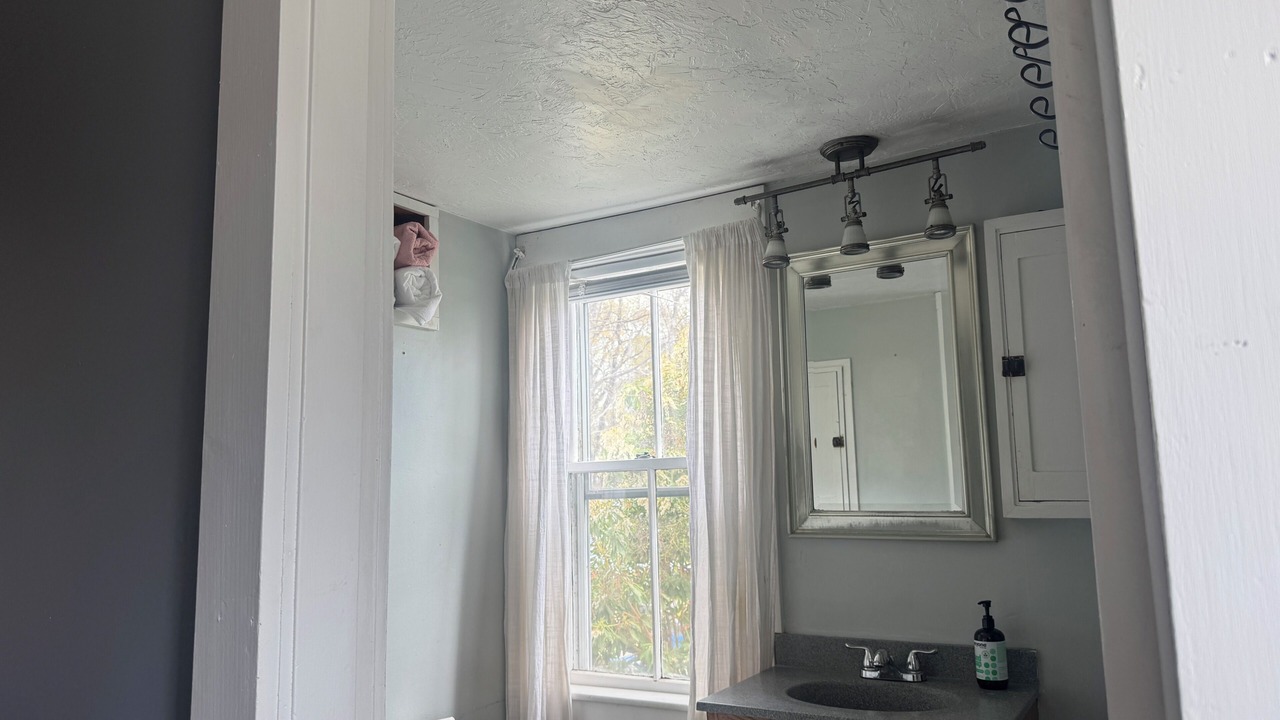Photo of Bathroom in Mason