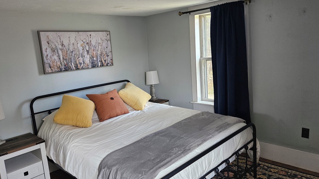 Photo of Bedroom in Mason