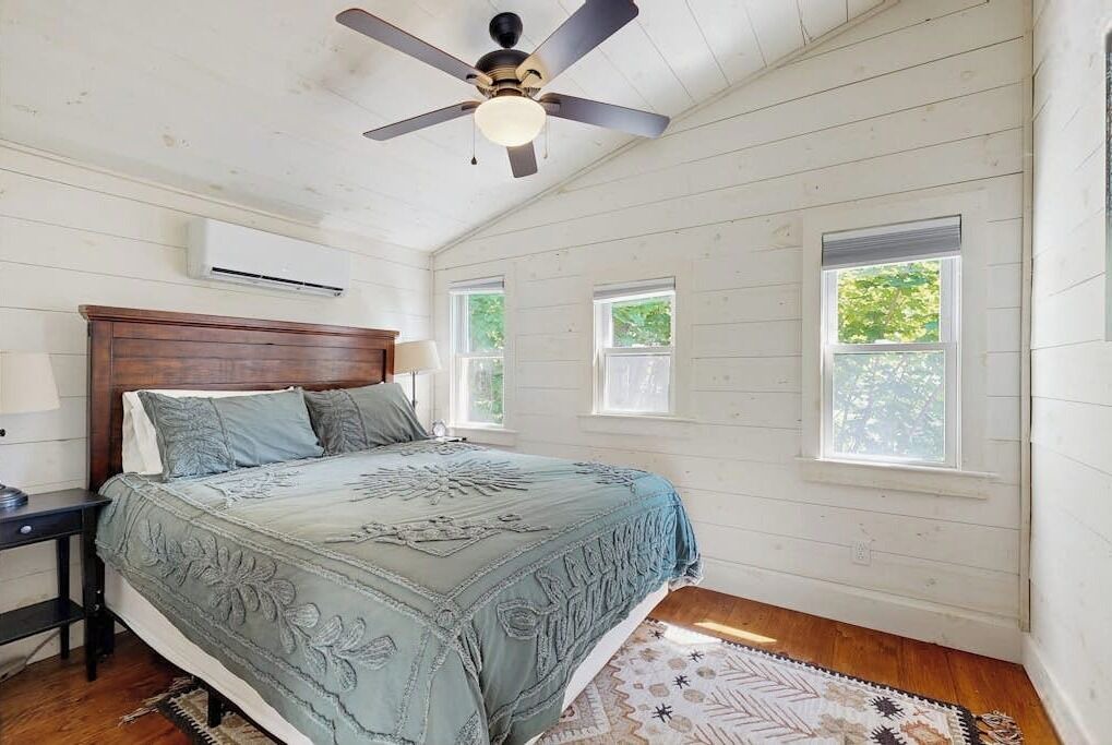 Photo of Bedroom in Boothbay Harbor